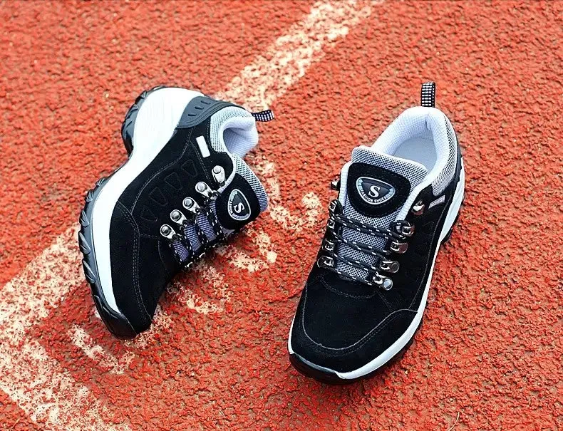 Anti-slip running shoes