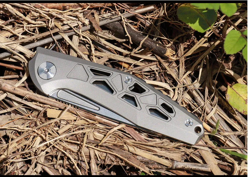 Best Titanium Alloy Handle D2 Steel Tactical Jungle Pocket Hunting Knife Folding Knives With Grey Titanium Surface