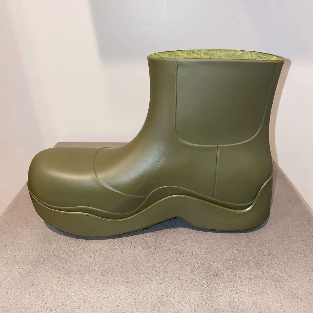 BOHO: RUBBER ANKLE RAIN BOOTS