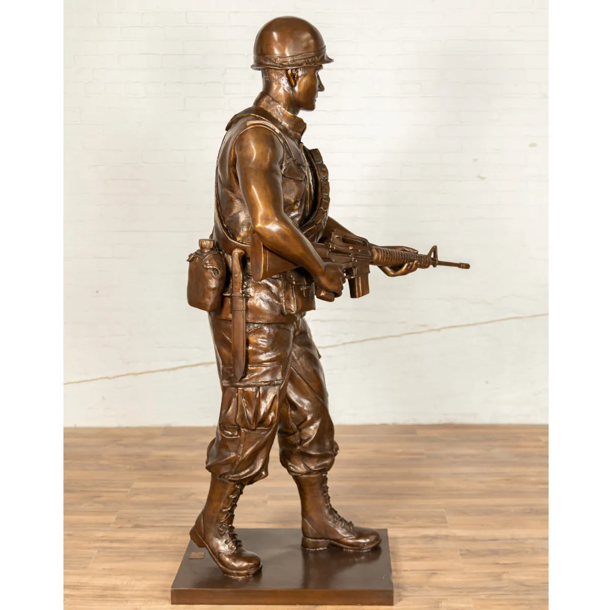 Bronze Vietnam Soldier Statue