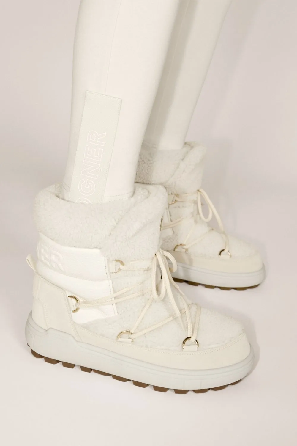 Chamonix S 10 Snow Boots with Spikes