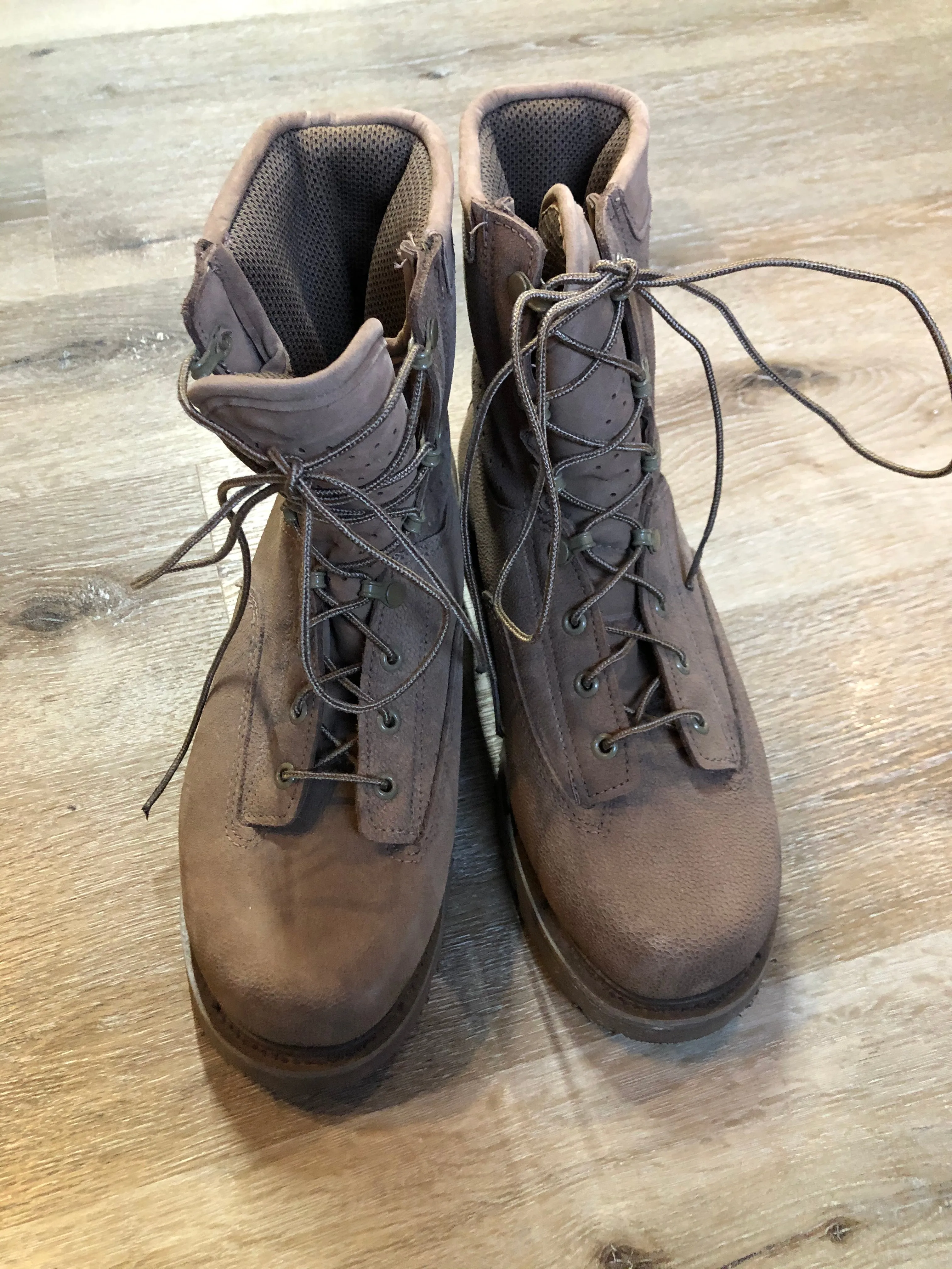 Deadstock Boulet Military Issue Desert Combat Boot, Made in Canada, 9 Mens