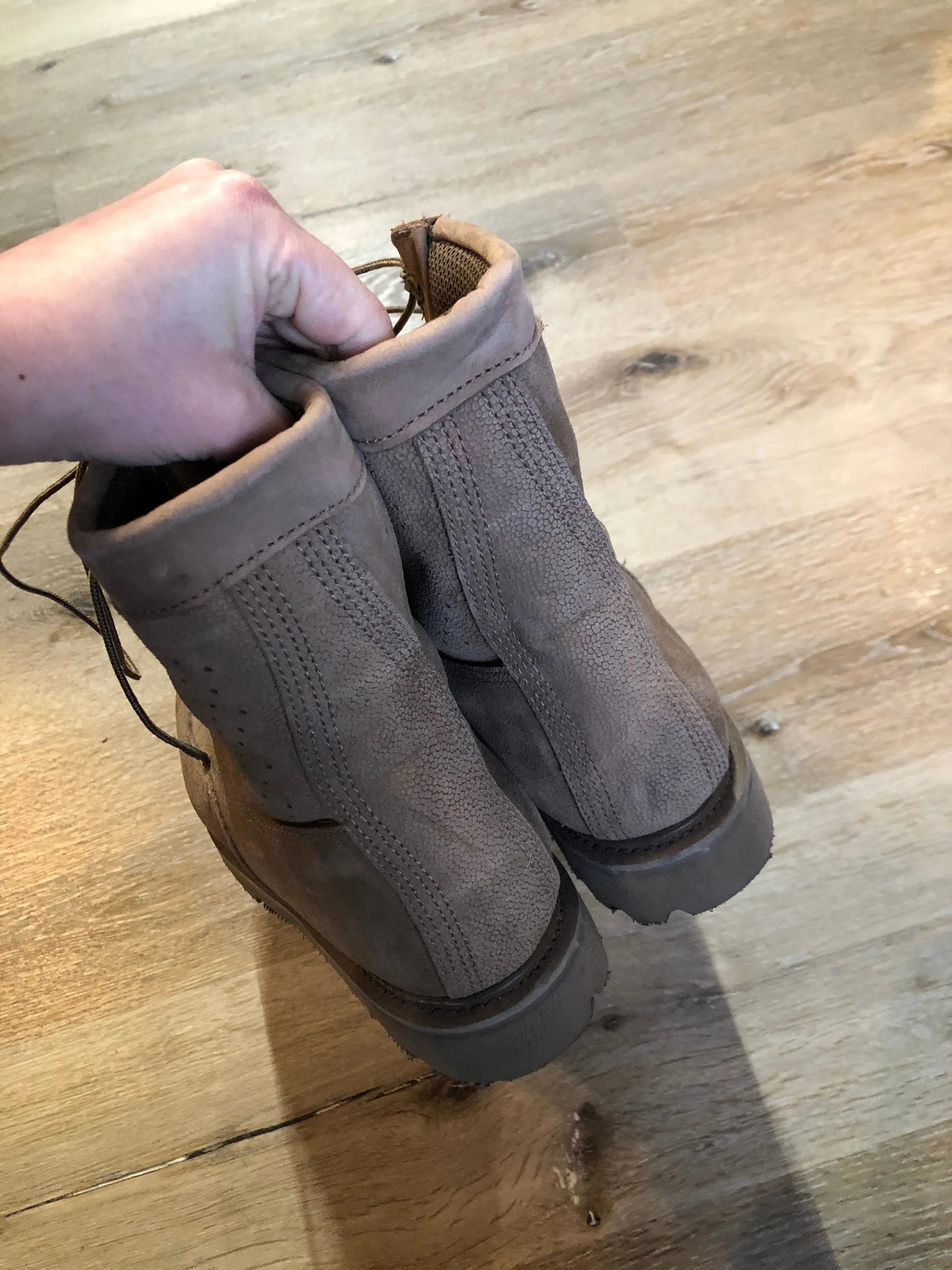 Deadstock Boulet Military Issue Desert Combat Boot, Made in Canada, 9 Mens
