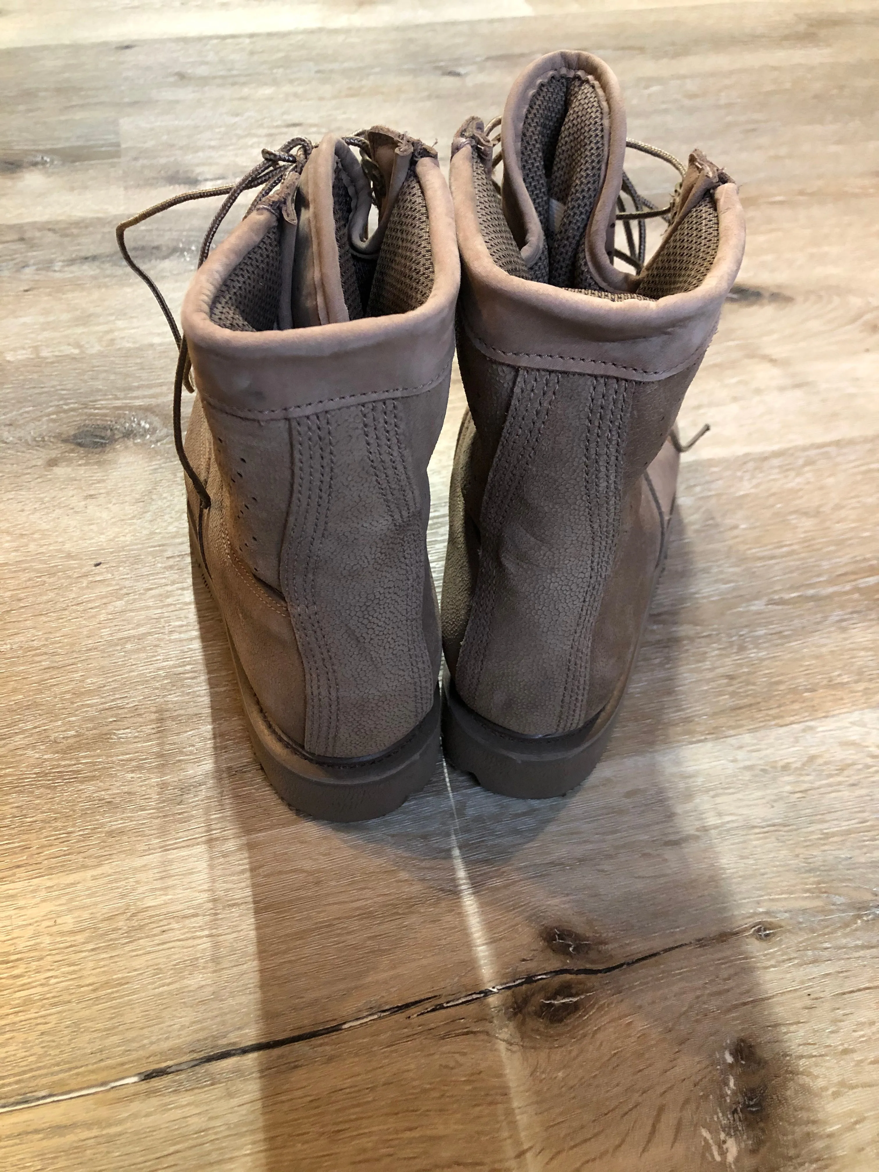 Deadstock Boulet Military Issue Desert Combat Boot, Made in Canada, 9 Mens