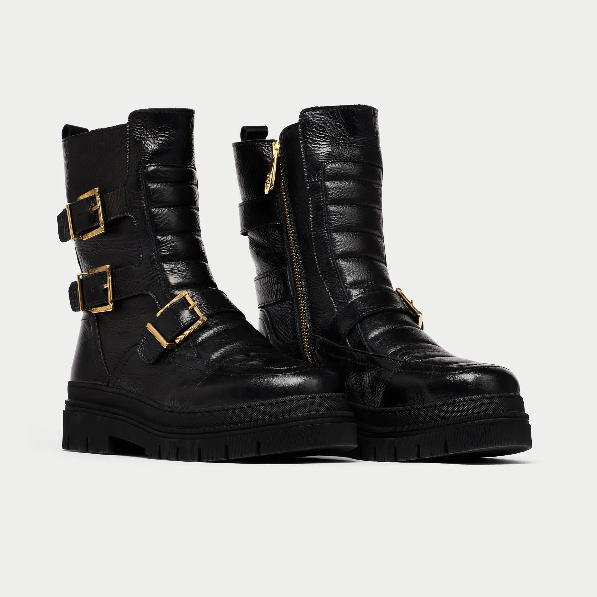 Joanna - Black Leather