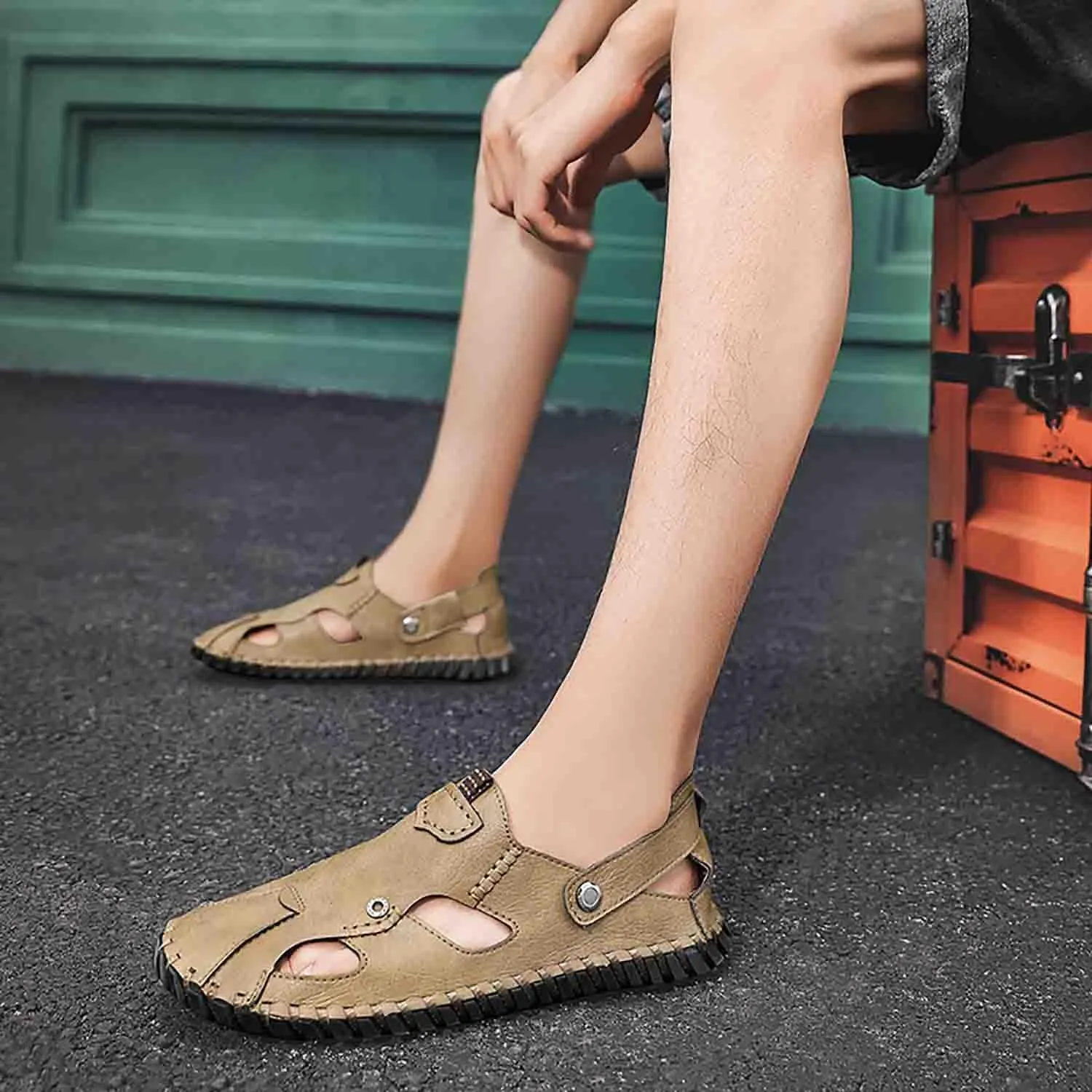 MEBAMY Men Leather Sandals Breathable Closed-Toe Summer Beach Classic Hiking Shoes