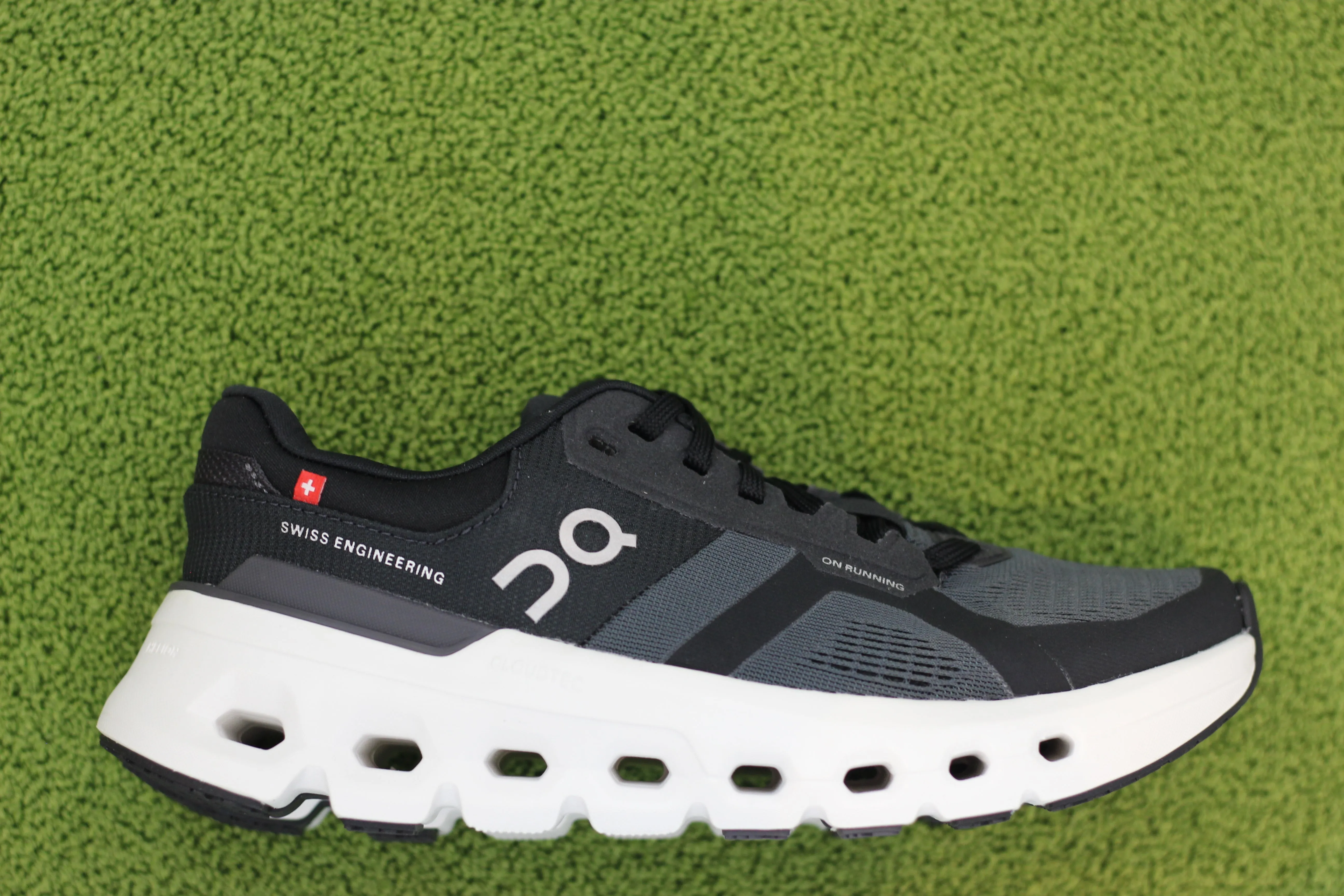 Men's Cloudrunner Sneaker -Black/Eclipse