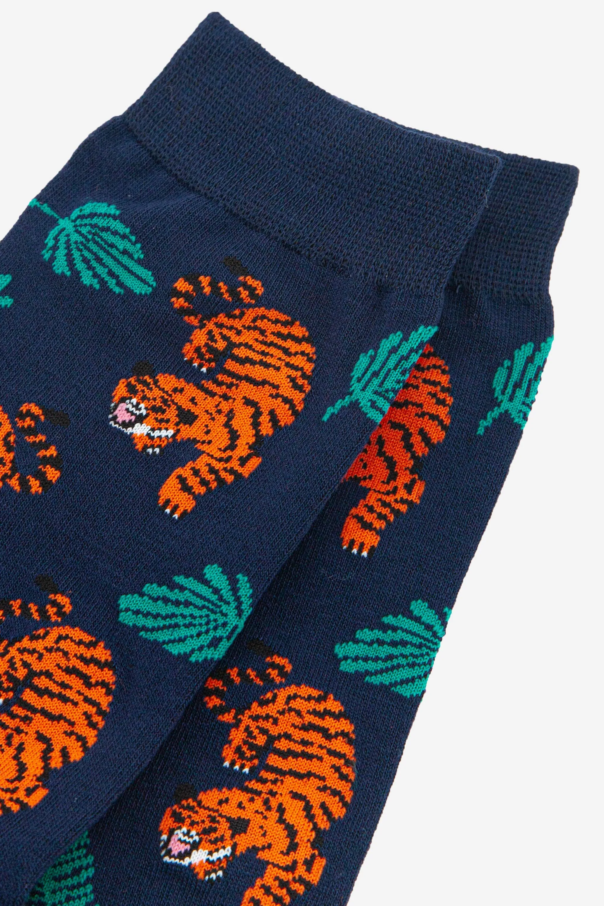 Men's Crouching Tiger Jungle Leaf Print Bamboo Socks