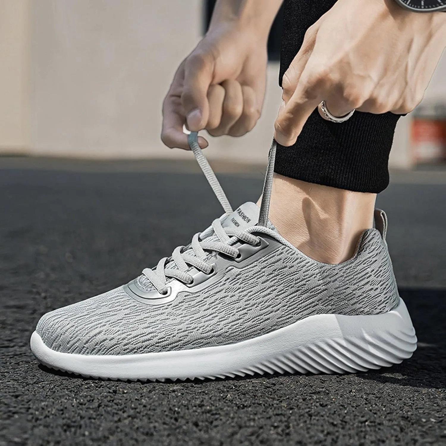 Men's Non Slip Running Shoes Breathable Casual Walking Sneakers Fashion Soft Bottom Lace Up Workout Sports Shoes