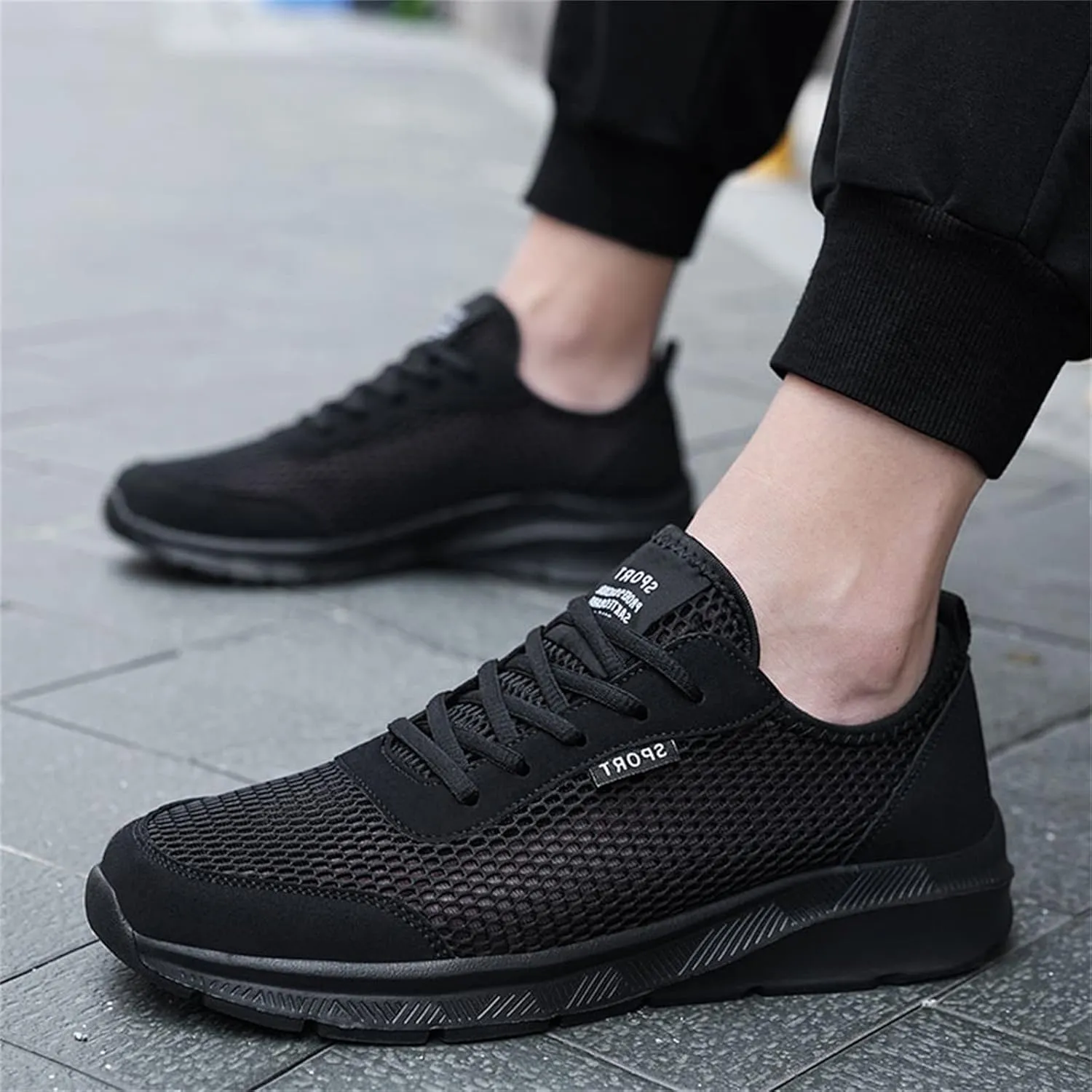 Men's Running Shoes Comfortable Sneakers Casual Lightweight Breathable Lace Up Mesh Walking Sports Shoes