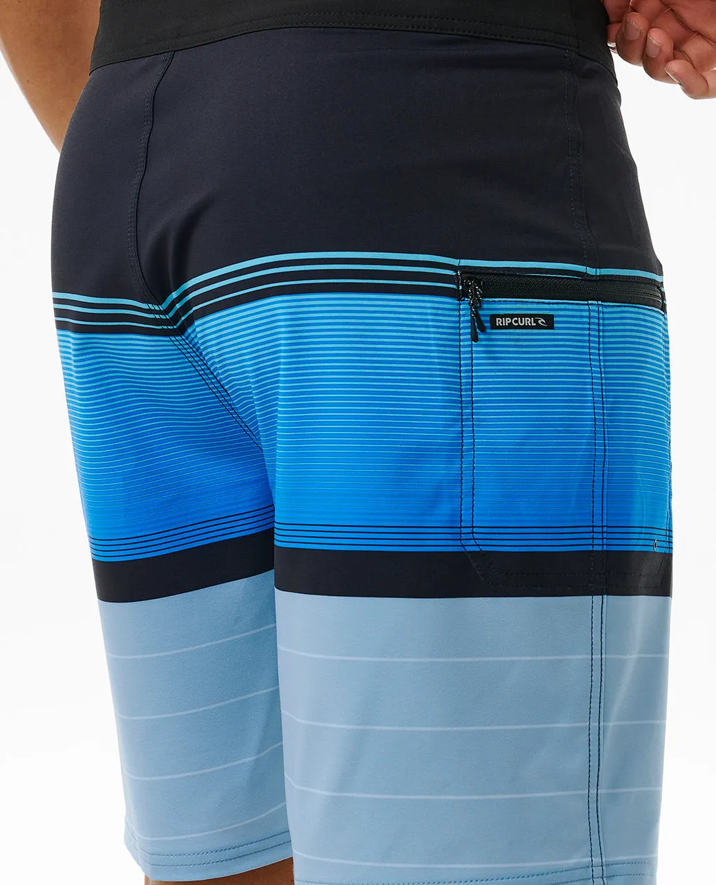 Mirage Daybreaker Boardshorts in Black & Blue
