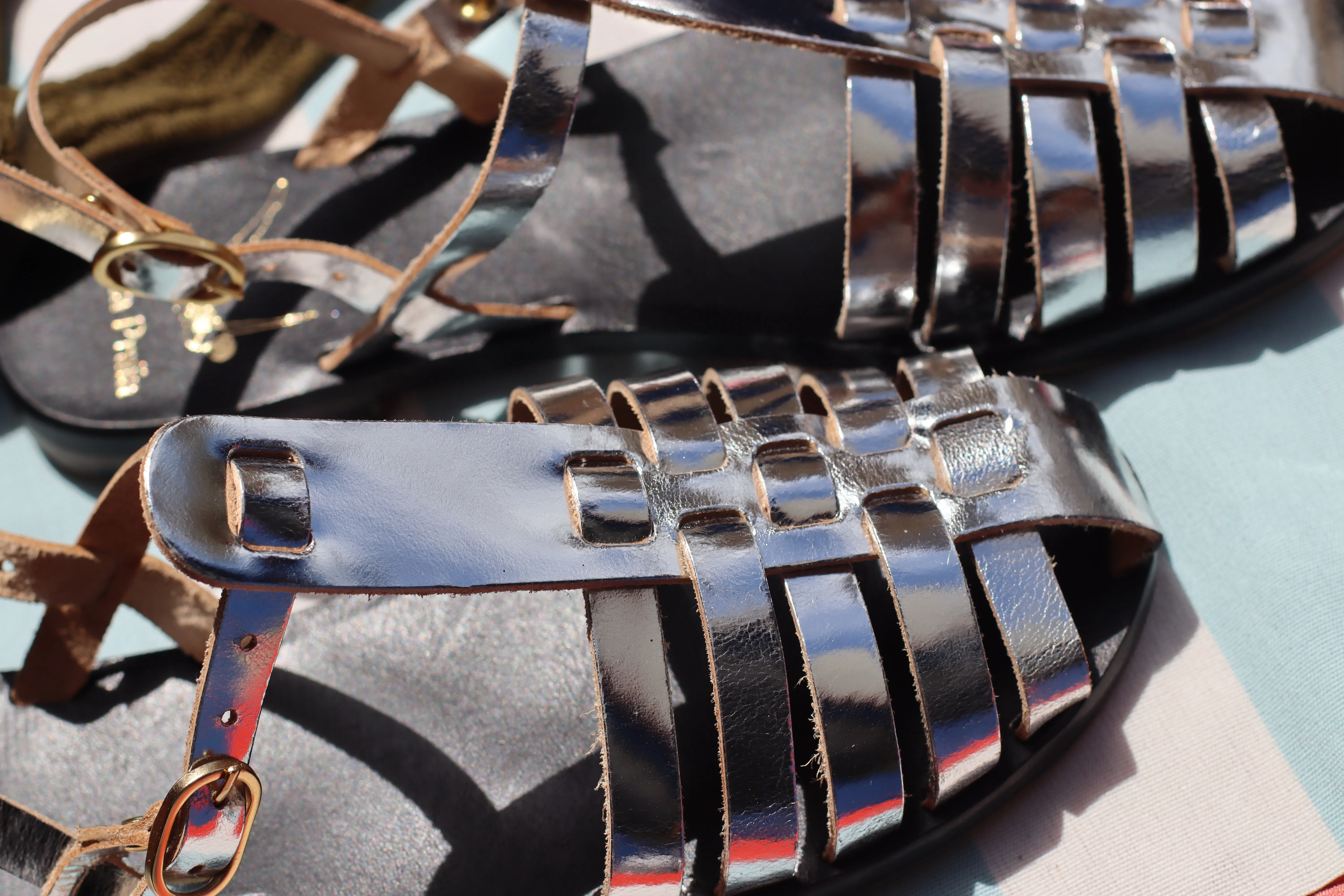 Miroir - Black Sole - Fisherman Sandals
