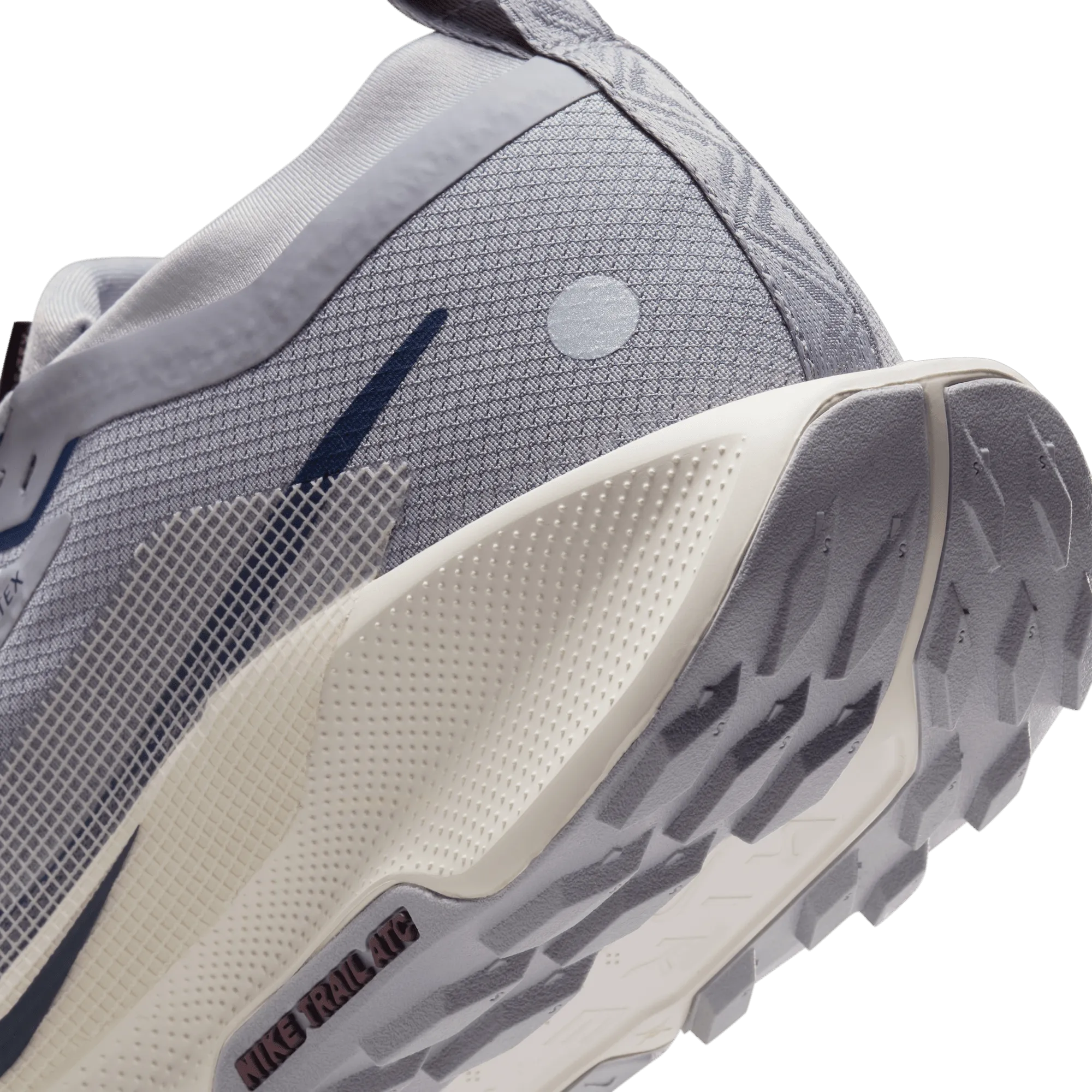 NIKE PEGASUS TRAIL 5 GORE-TEX MEN'S WATERPROOF TRAIL RUNNING SHOES