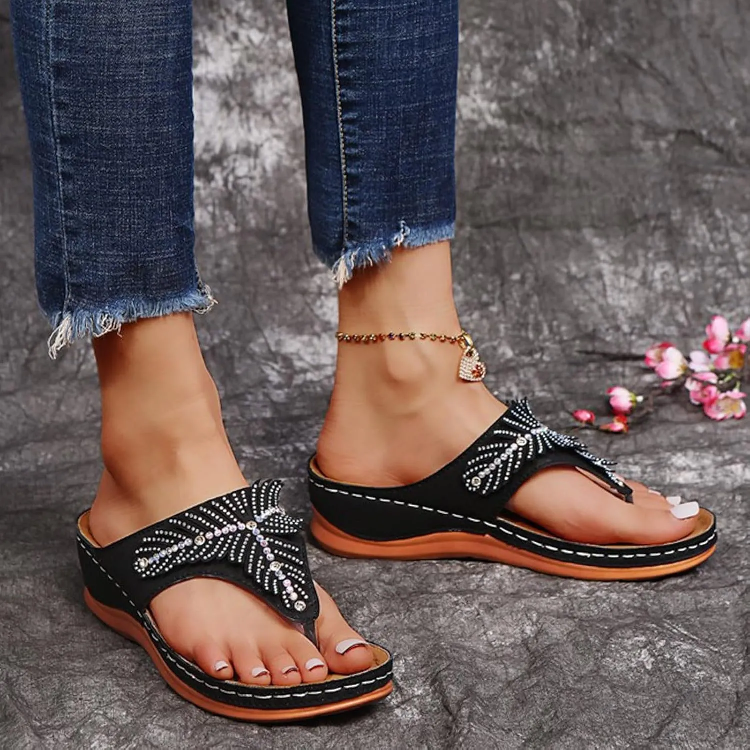 peqiut Sandals for Women Rhinestones Beach Flip Flops Slippers Summer Breathable Wedge Wide Width Ladies Sandals Women
