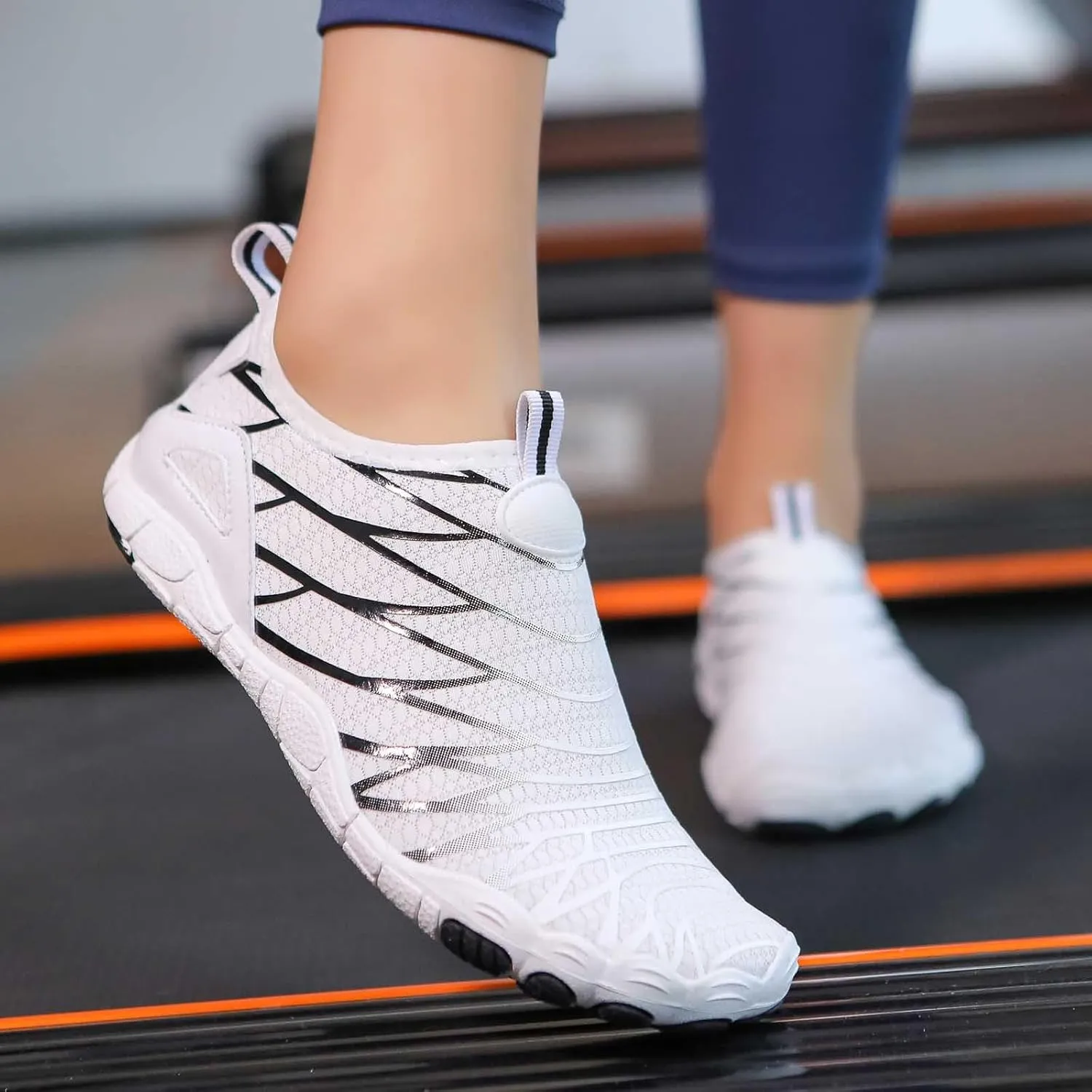 Quick-Dry Water Barefoot Shoes,Aqua Socks for Swim Beach Pool Surf Yoga for Women Men Lightweight Summer Couple Indoor Non Slip Sports Shoes Water Friendly Diving Wading Shoe for Men Women