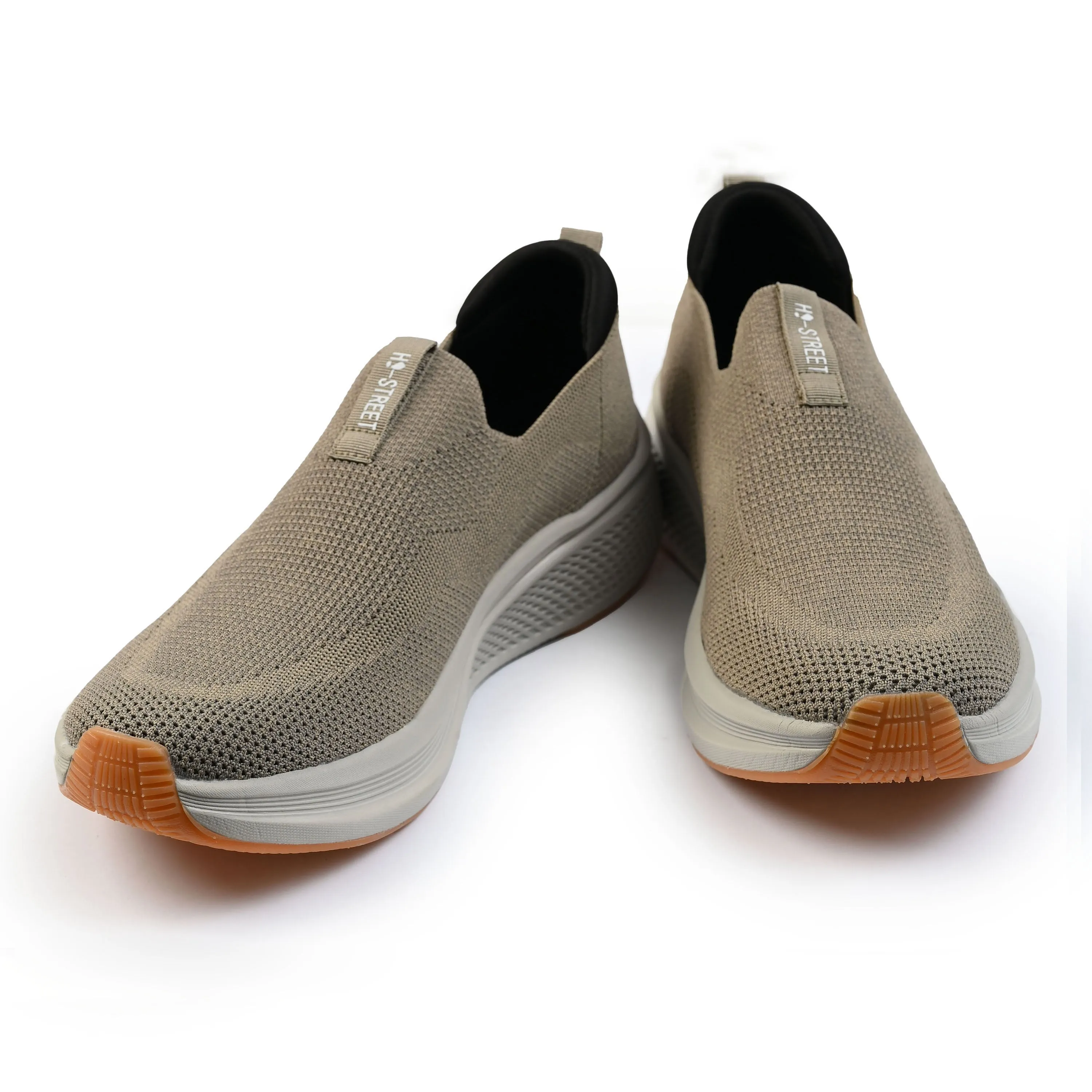 ULTRA LIGHTWEIGHT KNITED SHOES