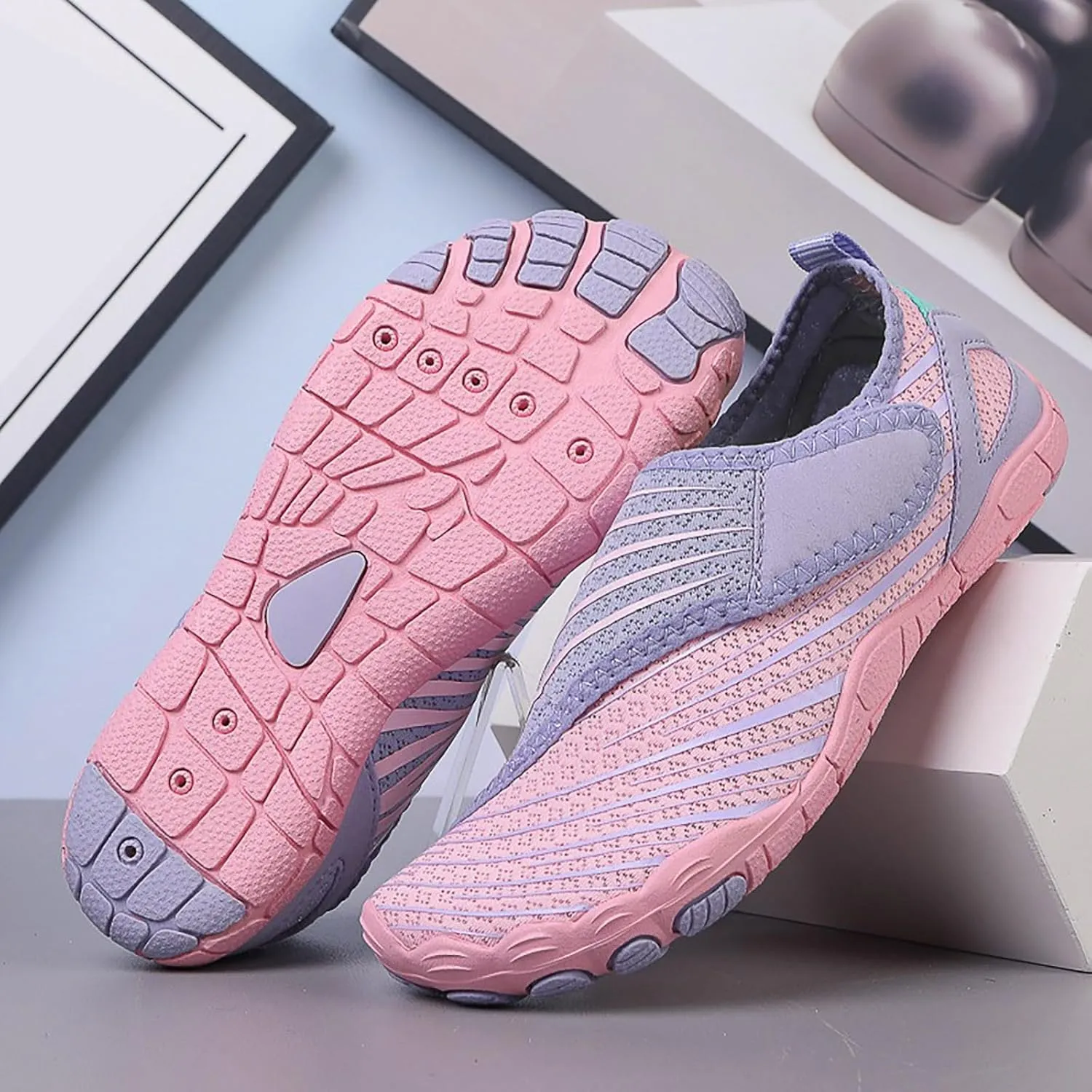 Water Shoes for Men and Women Swim Beach Barefoot Shoes Quick Drying Outdoor Wading Shoe Lightweight Socks Shoe