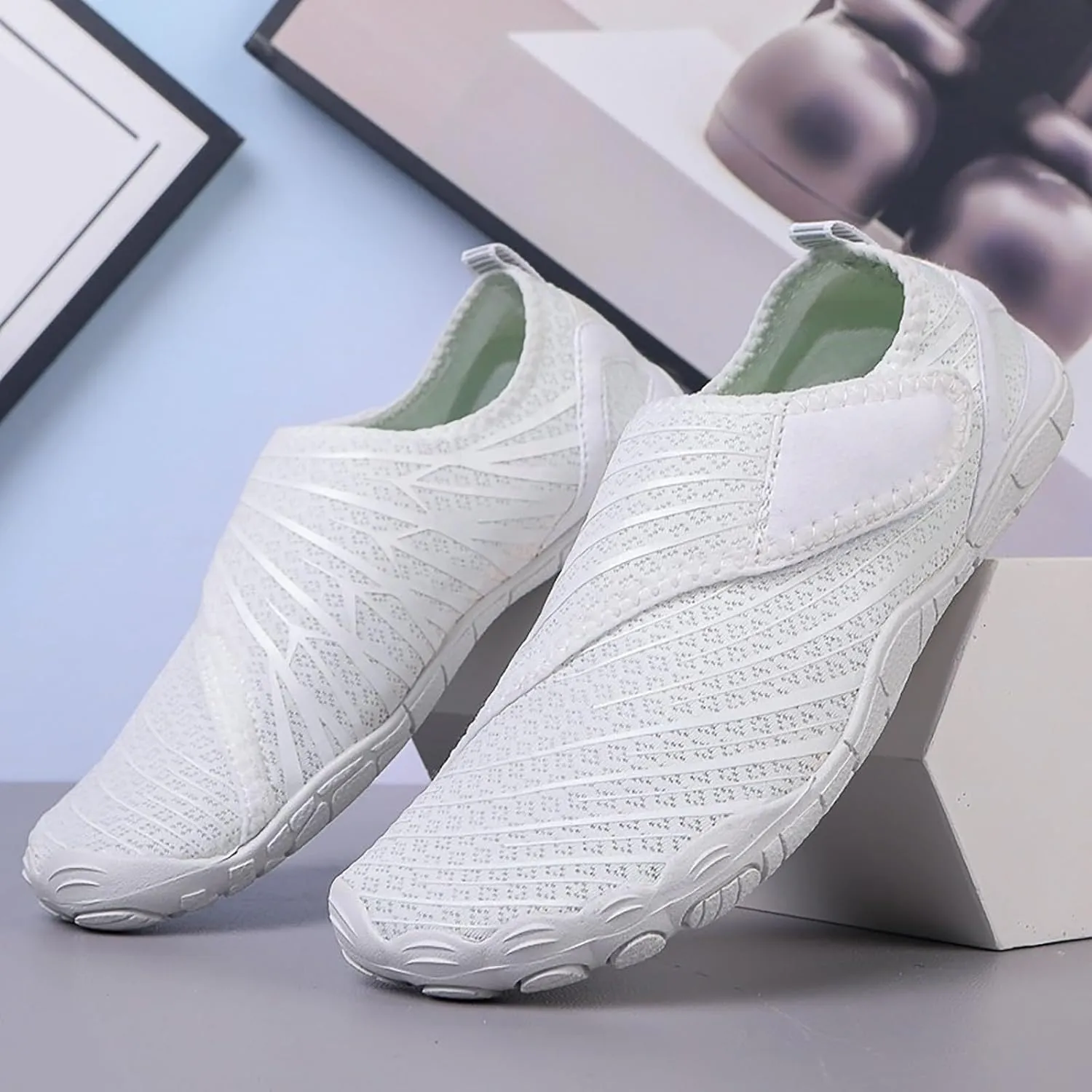 Water Shoes for Men and Women Swim Beach Barefoot Shoes Quick Drying Outdoor Wading Shoe Lightweight Socks Shoe