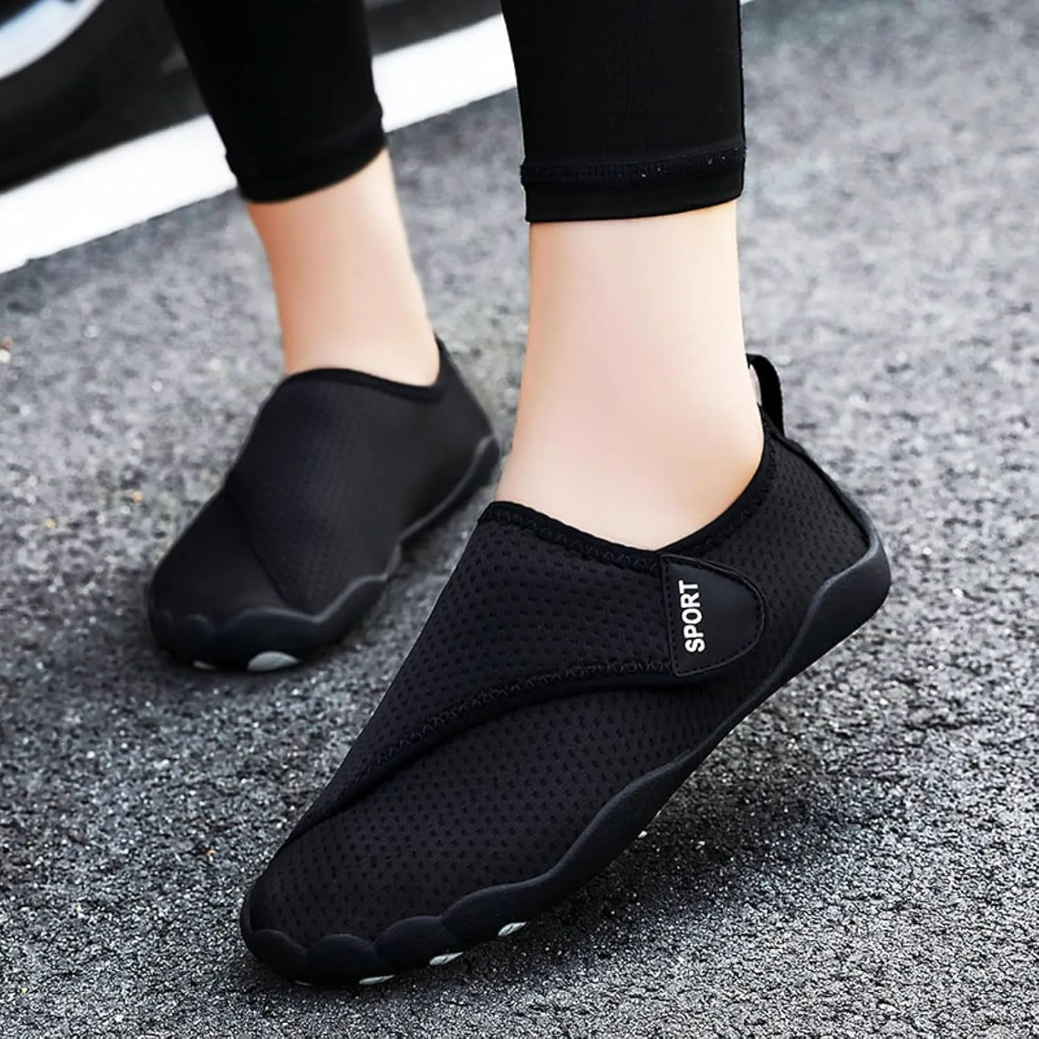 Water Shoes for Women Men Swim,Aqua Socks Beach Pool Comfortable Breathable Barefoot Wading River Boat Yoga Sand Couple Exercise Sport Lightweight Quick-Dry Adult Shoe Indoor