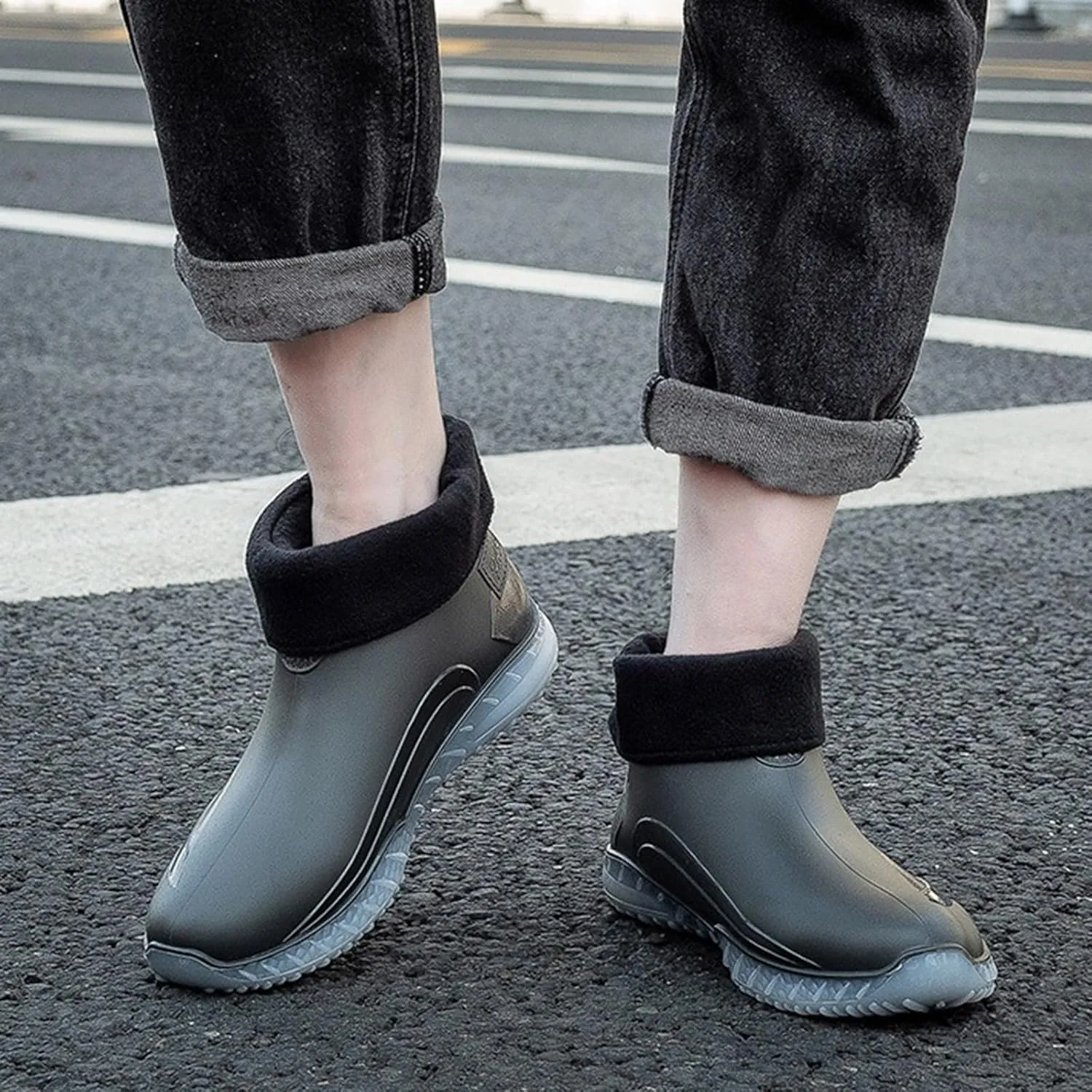 Women Rain Boots Waterproof Camping Shoes Non-slip Men's Rubber Rain Boots Ankle Rain Boots Outdoor Work Boots
