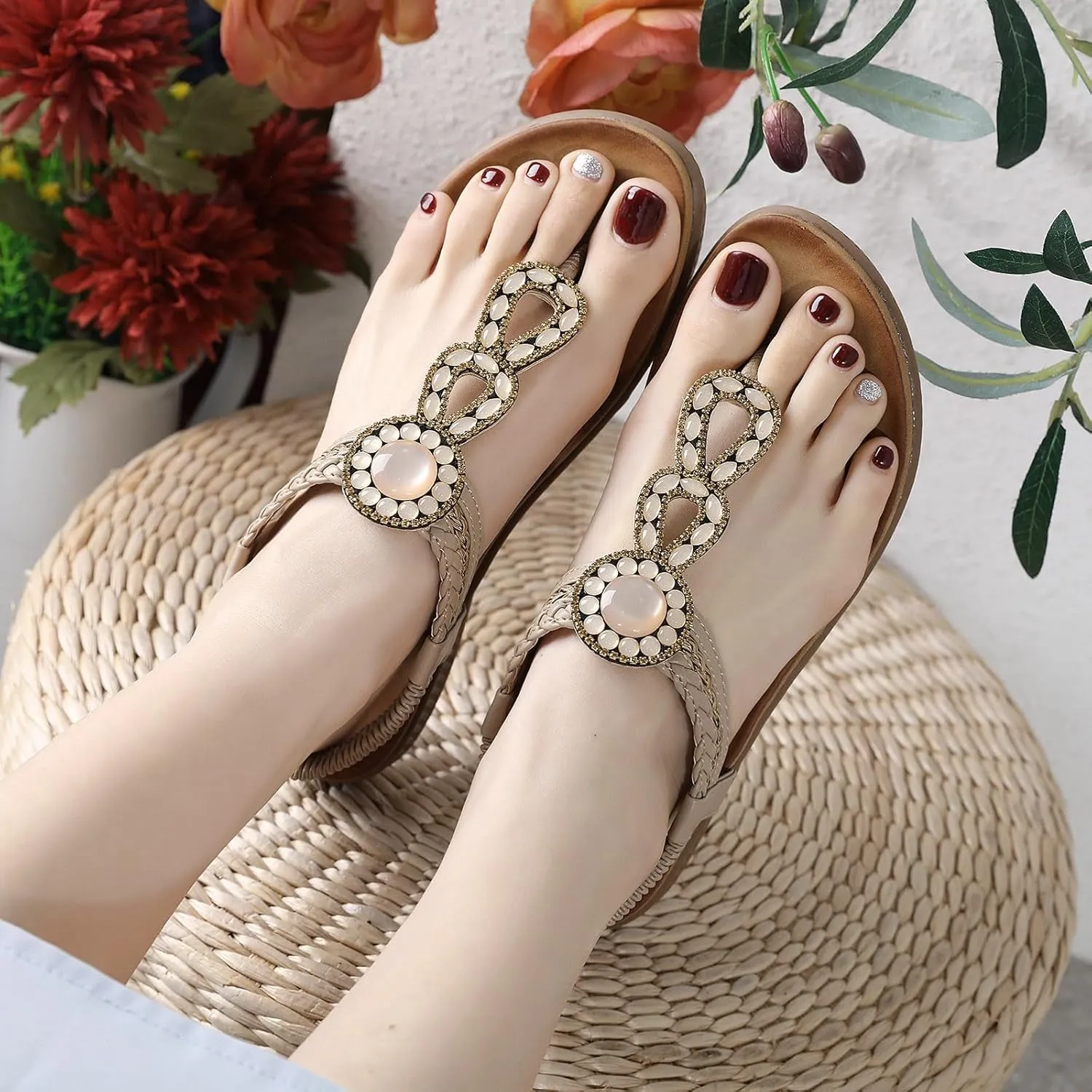 Women's Breathable Slip On Flat Sandals Comfortable Lightweight Bohemian Summer Beach Casual Thong Flip Flops
